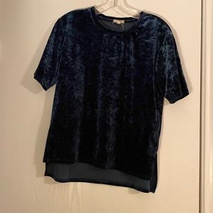 Eyeshadow velvet velour top midnight blue short sleeve size large